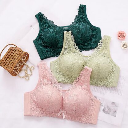 Women’s Sexy Floral Lace Bralette - Image 3